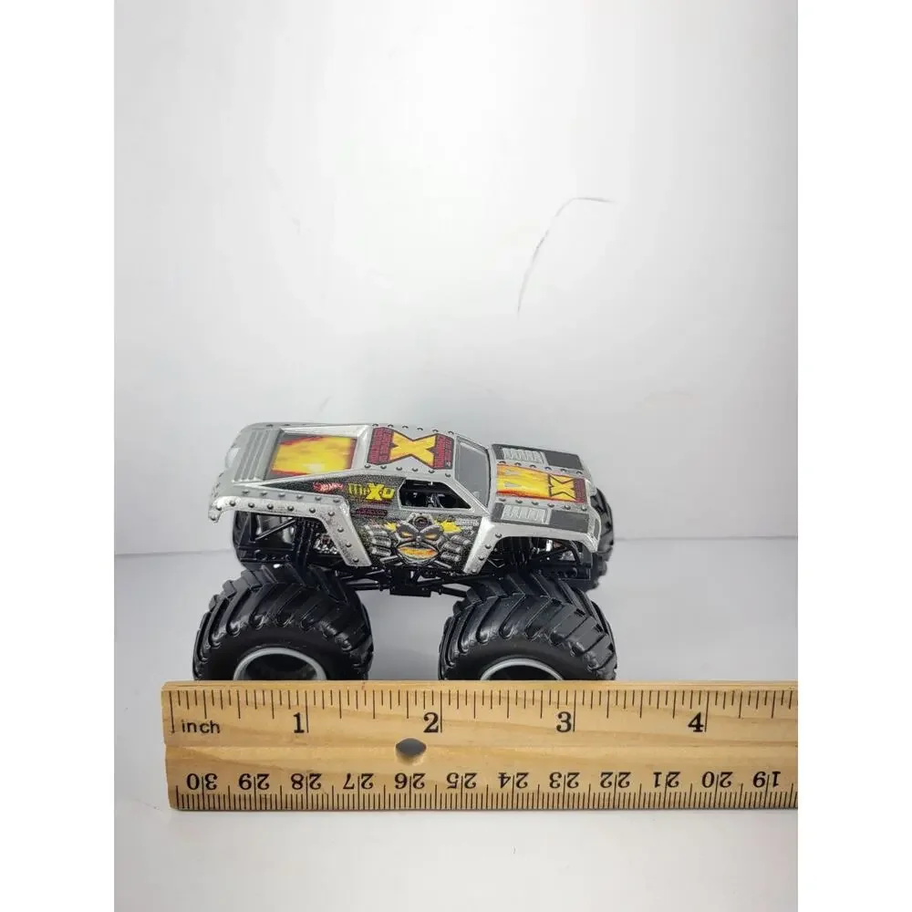 Hot Wheels & Variety Monster Trucks Mix Lot of 6
